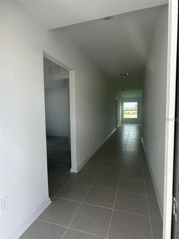 Building Photo - 2366 McKinley Dr