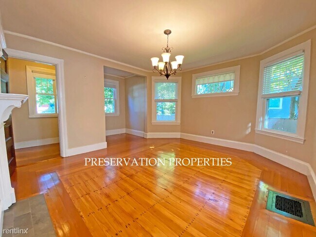 Foto del edificio - 4 br, 2.5 bath House - 24 Bowdoin St
