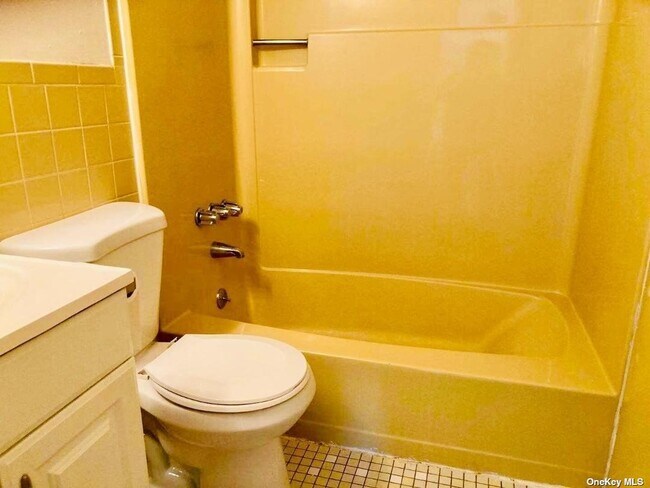 Building Photo - 122-02-122-25 25th Rd