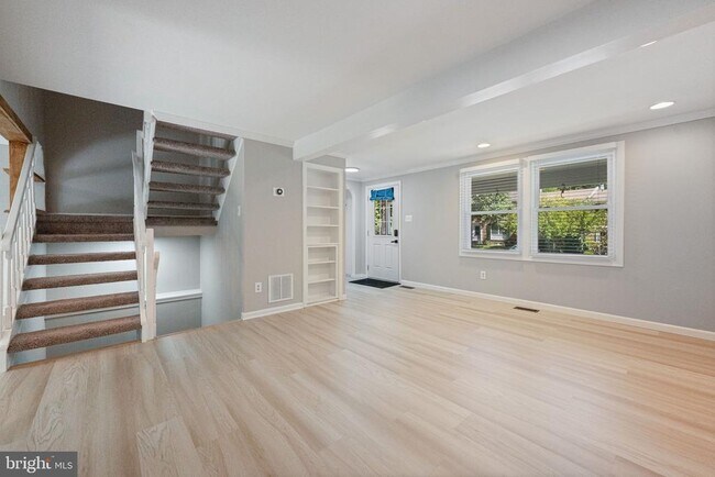 Foto del edificio - 7406 Golden Horseshoe Ct