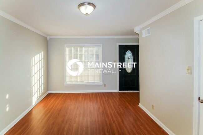 Building Photo - 3 Bedroom Pet-Friendly Home in memphis, TN...