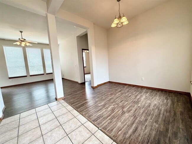Foto del edificio - 2509 Arbor Dr