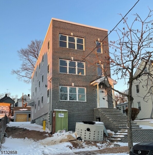 54 Elliott St Unit 1, Newark, NJ 07104 Apartment for Rent in Newark