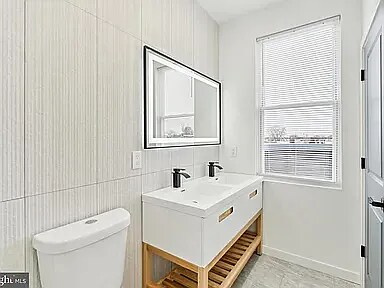 Foto del edificio - 5937 Osage Ave