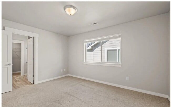 Foto del edificio - Newer Construction Home in Gated Community