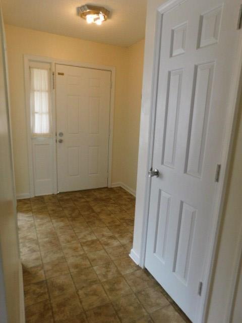 Building Photo - 2380 Spring Valley Dr