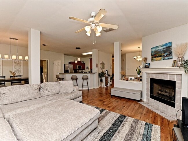 Building Photo - 9604 Dalewood Dr