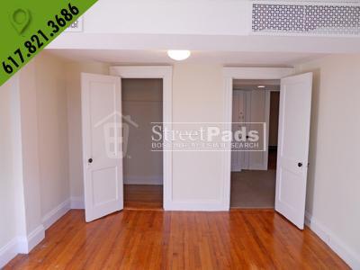 Foto del edificio - 2 bedroom in Malden MA 02148