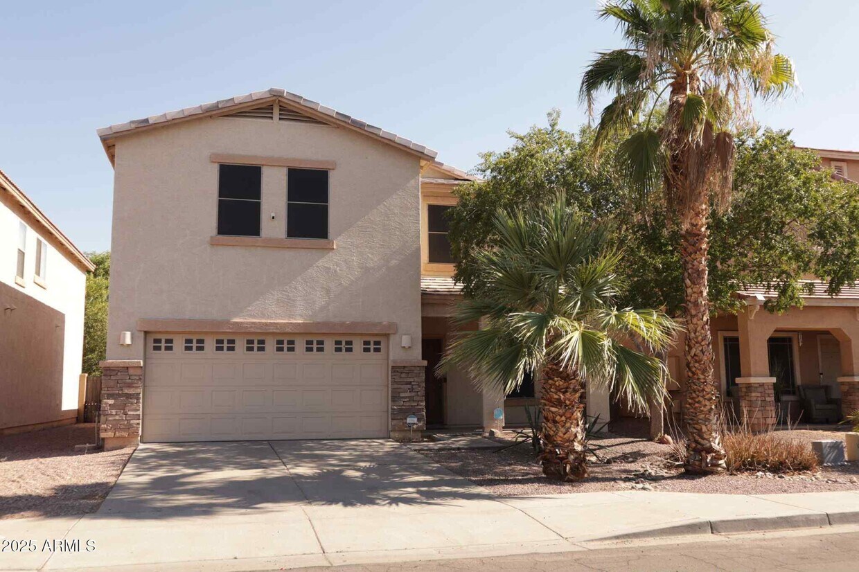 Foto principal - 9209 W Lewis Ave