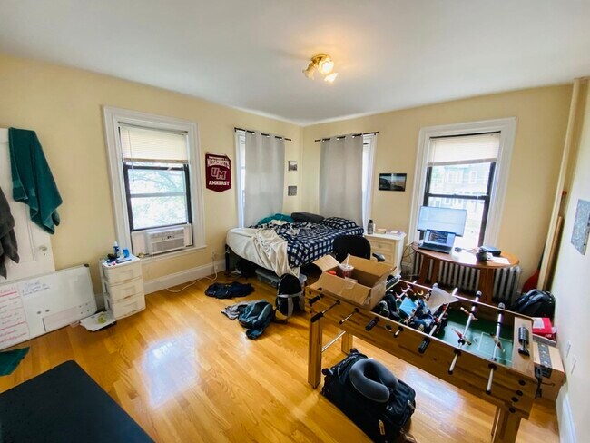 Building Photo - 48 Allston St