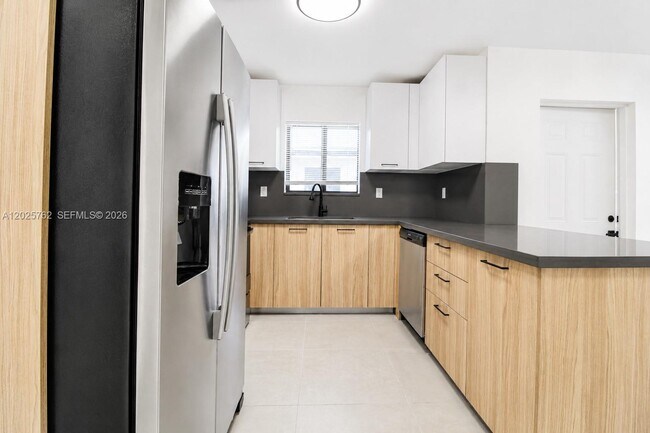 Foto del edificio - 1834 NW 63rd St