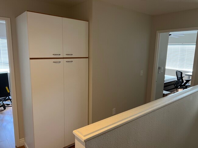 Upstairs hallway Cabinet - 91-208 Kekepania Plz