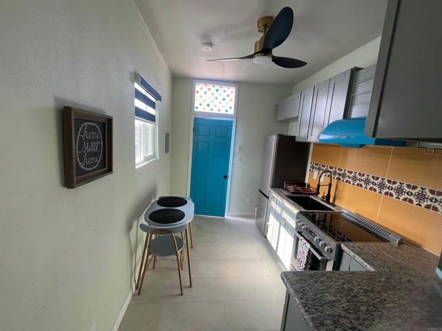 Foto del edificio - 2710 Caulfield Dr