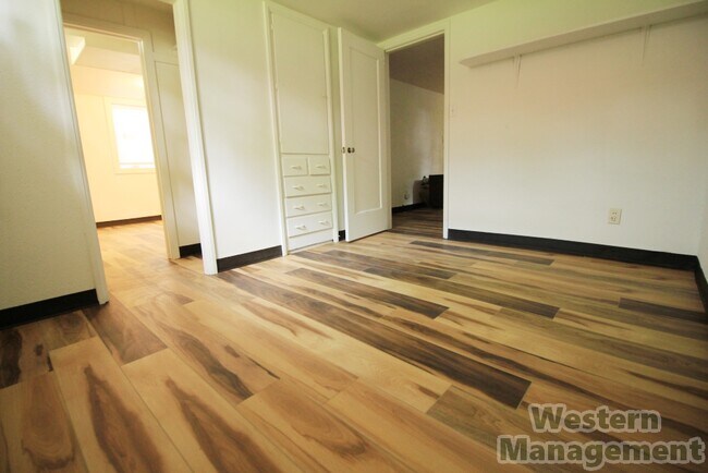 Foto del edificio - 1123 N 26th St