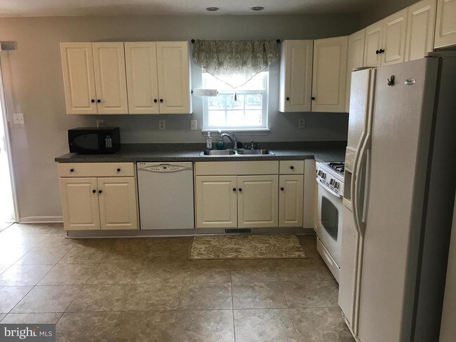 Foto del edificio - 386 W Chestnut Ridge Dr