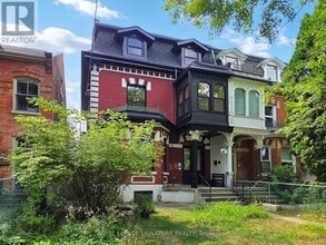 Building Photo - 28 Beaconsfield Ave