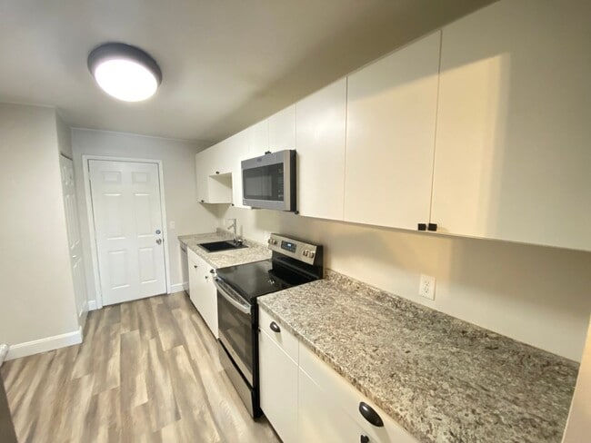 Photo - Location, Location!! 3 bedroom condo available now in Altamonte Springs