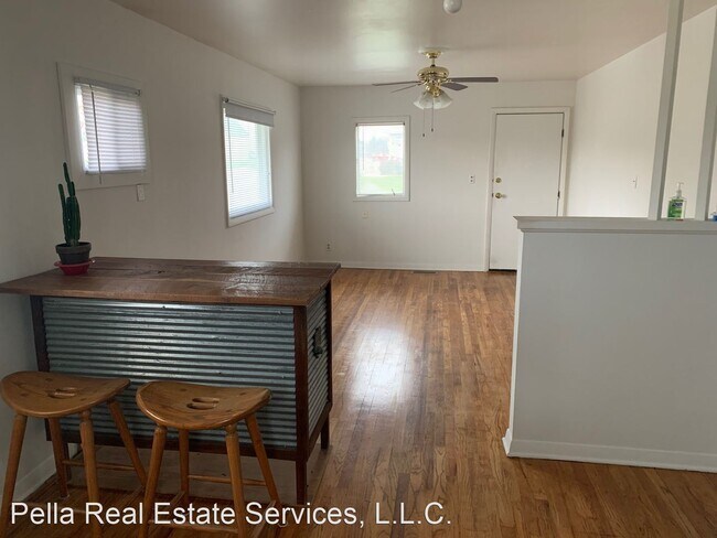Building Photo - 1 br, 1 bath House - 308 Oskaloosa Street