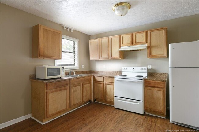 Building Photo - 1426 Tangora Ln