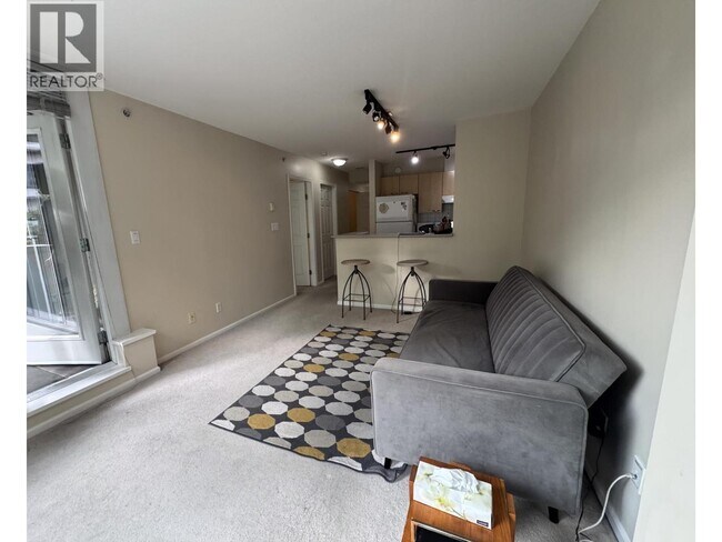 Photo du bâtiment - 1420-1420 W Georgia St