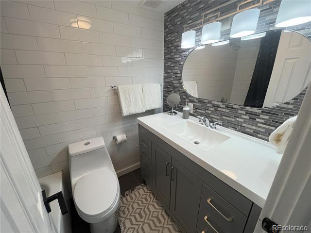 Foto del edificio - 1270 N Marion St