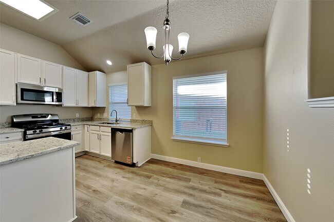 Foto del edificio - 11019 Sentry Ct