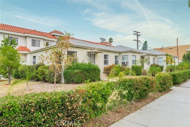 Foto principal - 705 E California Ave