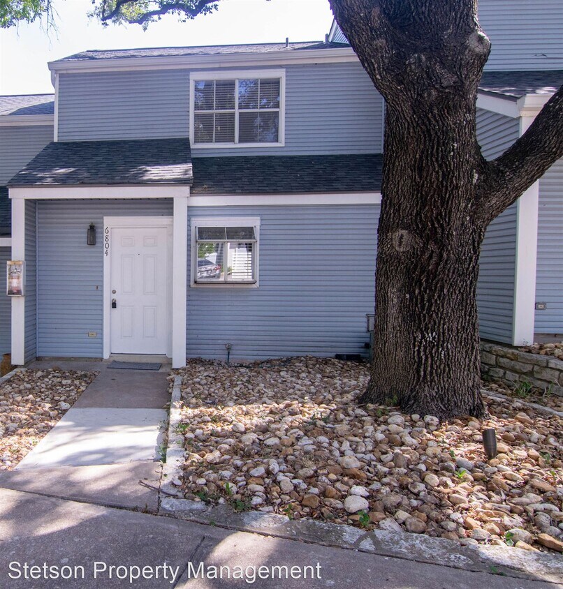 Primary Photo - 2 br, 1.5 bath House - 6804 Old Quarry Lane