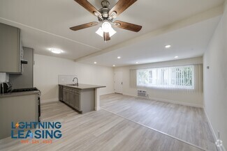 Building Photo - 6738-6733 Independence Ave