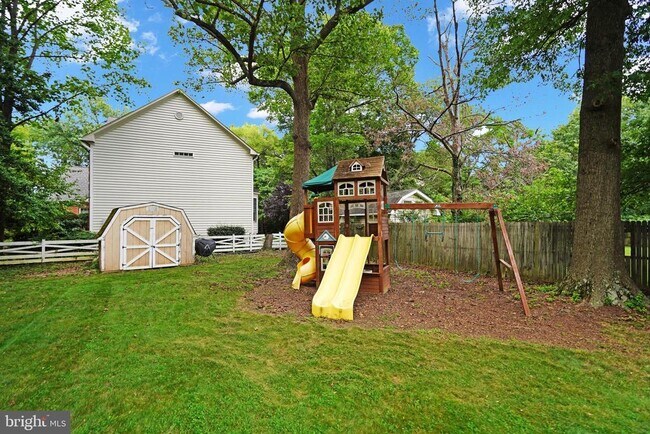 Building Photo - 2301 Barbour Rd
