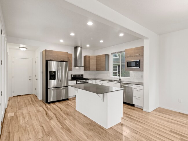 Foto del edificio - 4822 S Jordan Pkwy W