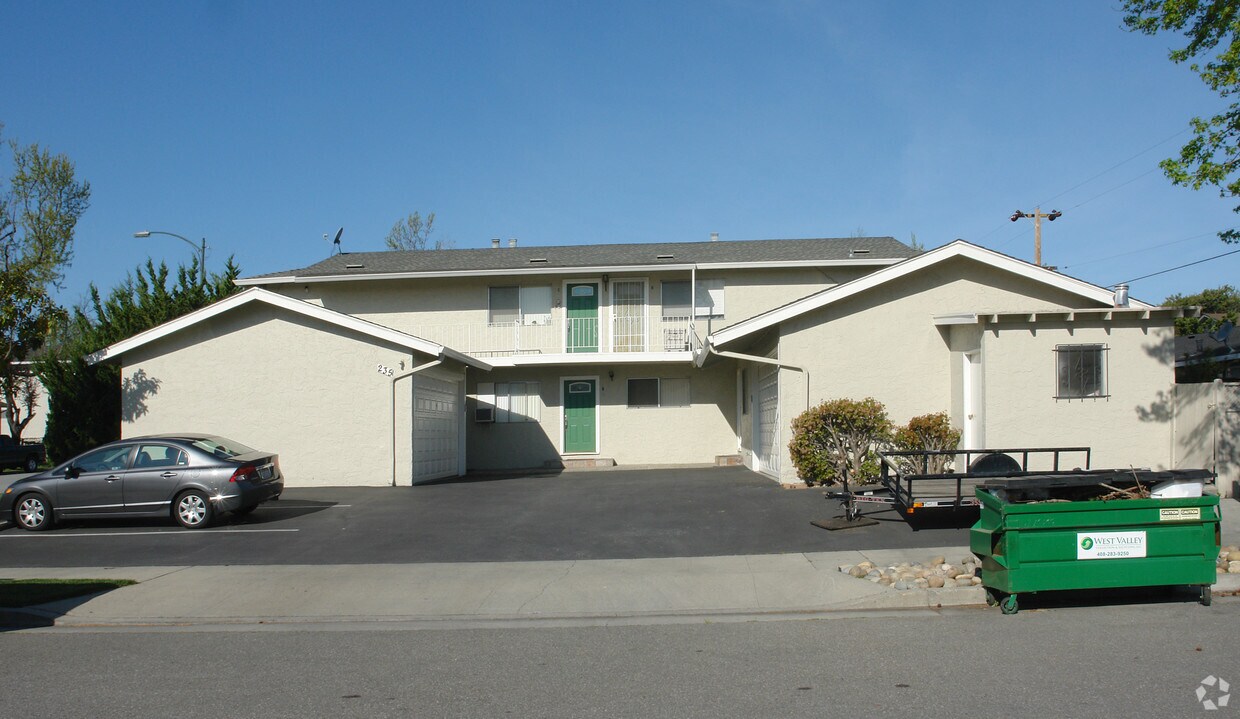 Building Photo - 235 Erie