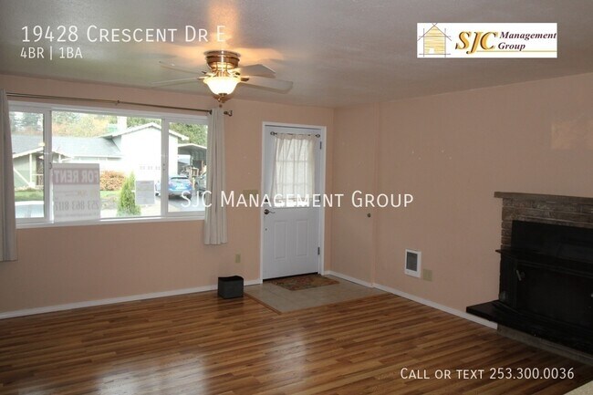 Foto del edificio - Four bedroom one bath rambler for rent in ...