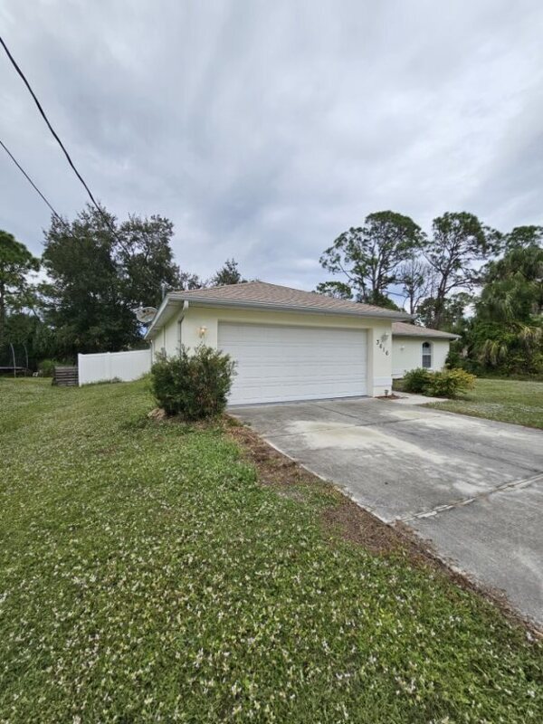 Foto del edificio - 3616 Spinner Ave