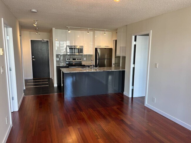 Building Photo - 1507-938 Smithe