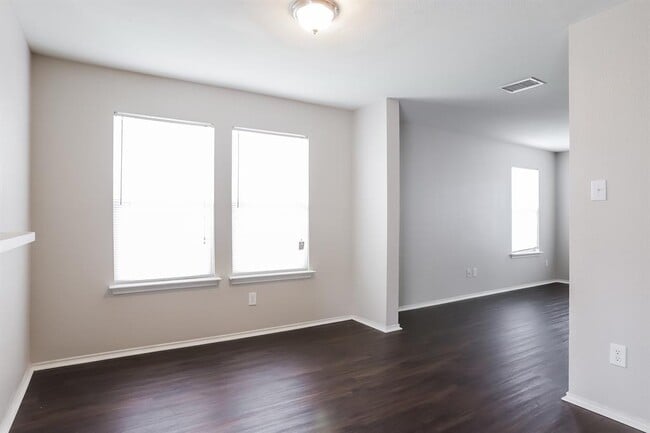 Building Photo - 7935 Raven Creek Ln