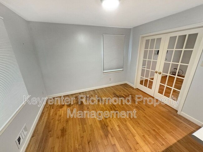 Building Photo - 2304 Carrollwood Ct