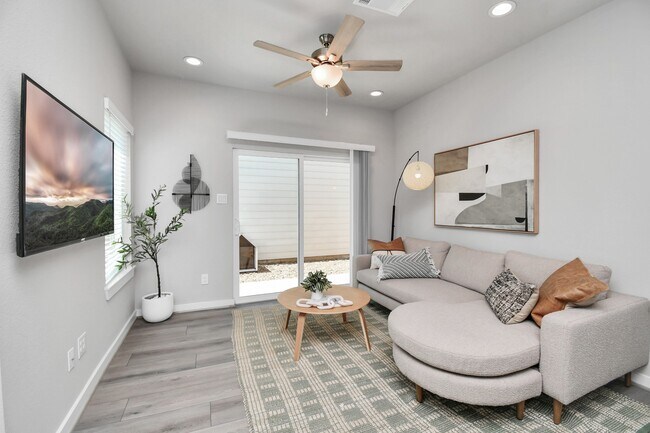 Building Photo - 23823 Cumberland Ridge Dr