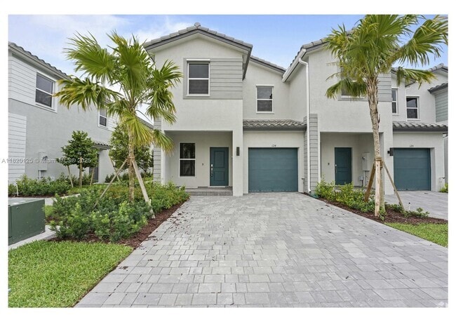 Building Photo - 124 SW 184th Way