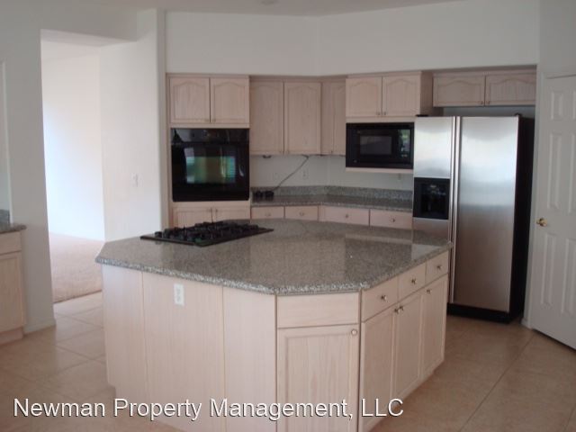 Building Photo - 5 br, 3 bath House - 767 Tossa De Mar Ave.