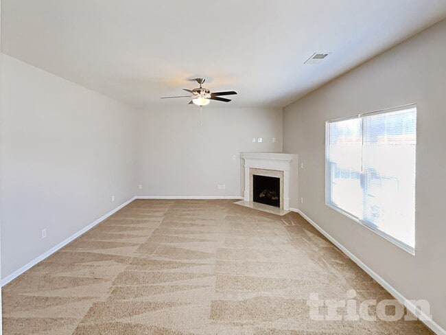 Foto del edificio - 413 Stoney Run Dr