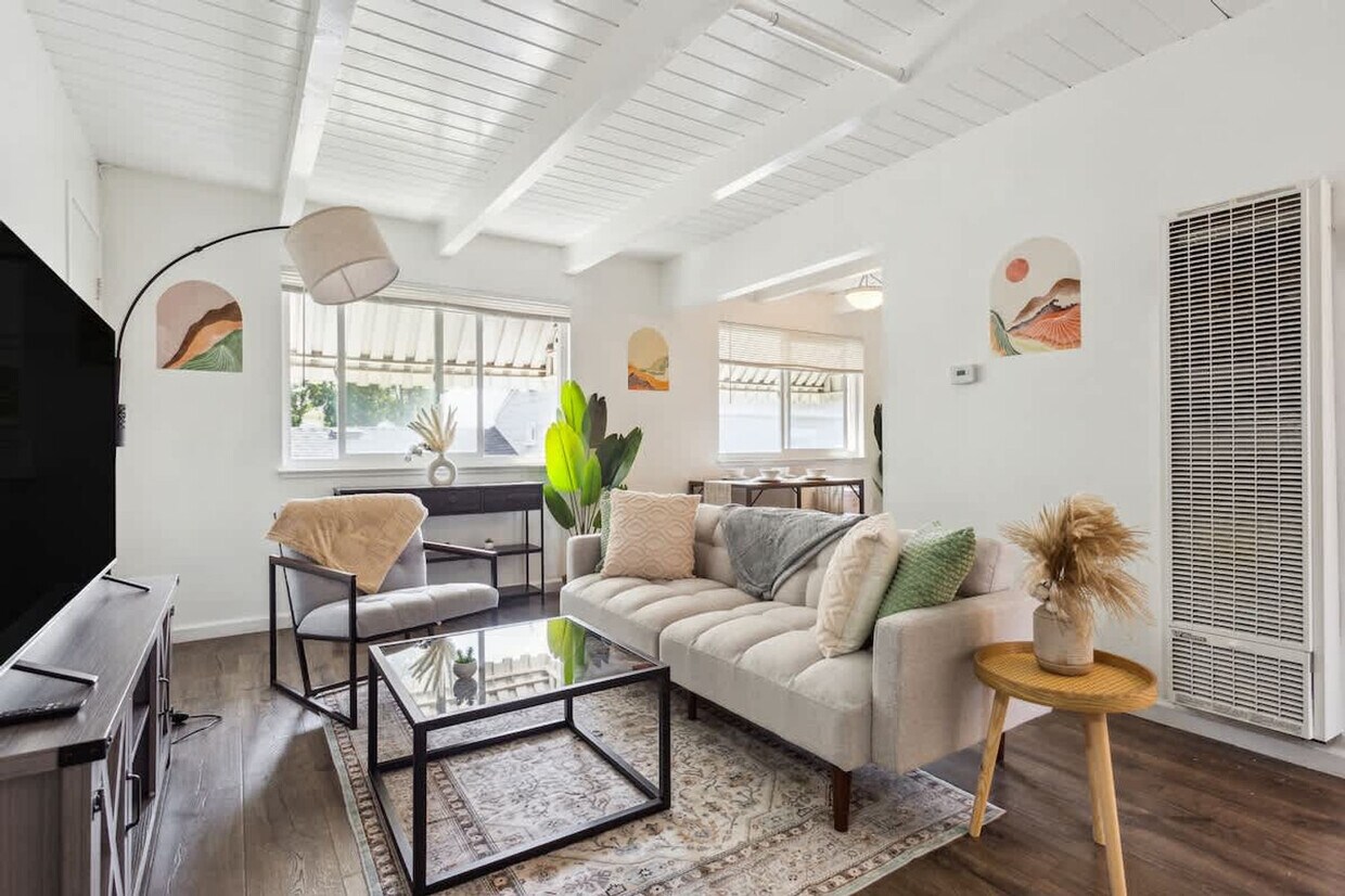 Foto principal - 2312 Bonar St