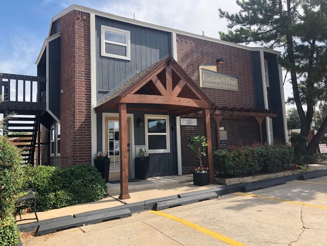 eastlake village apartments oklahoma city ok apartments com