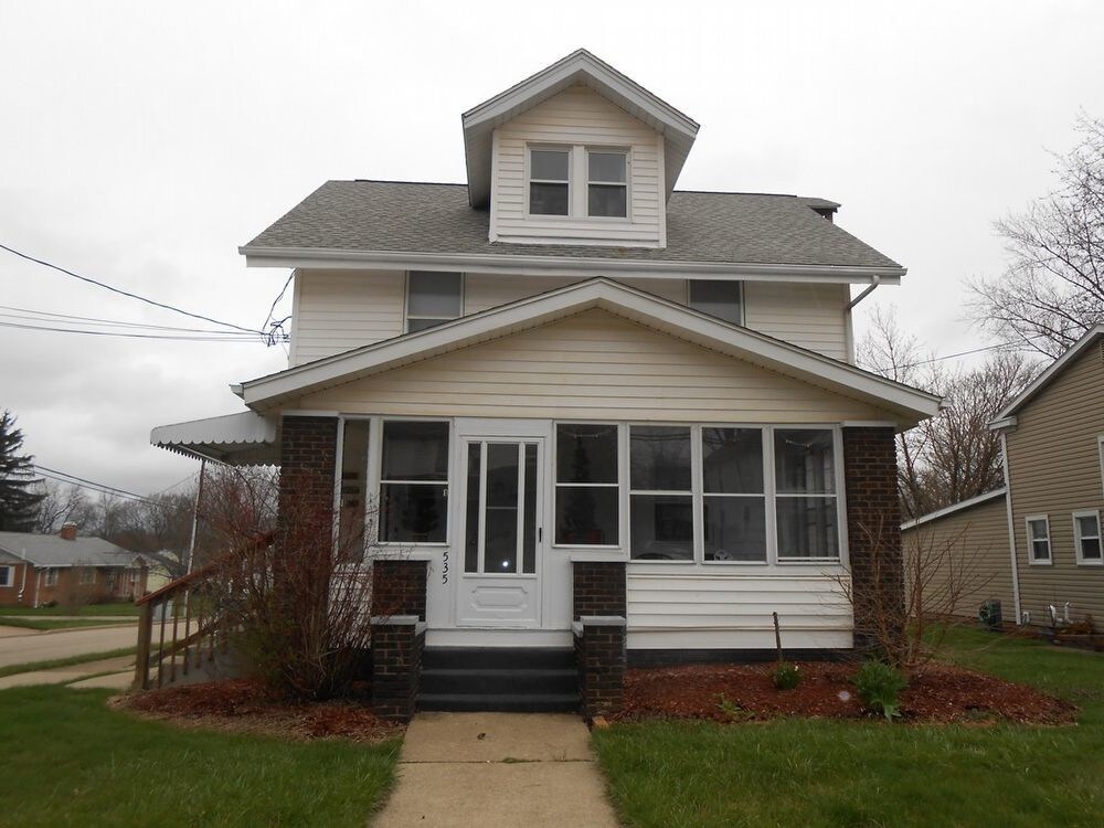 Primary Photo - Studio Apartment