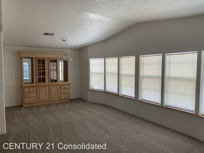 Building Photo - 2 br, 2 bath House - 4552 Royal Ridge Avenue