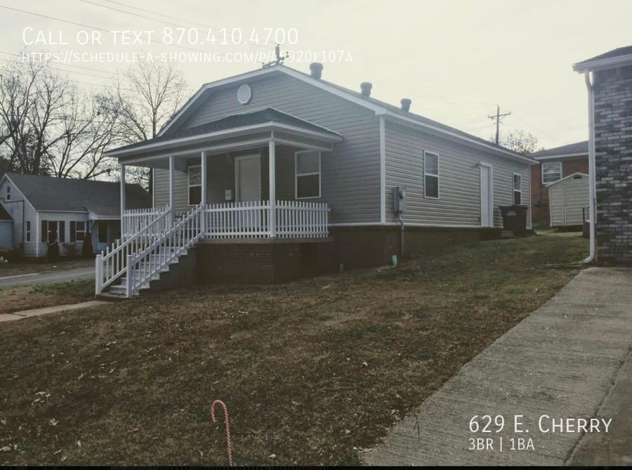 Primary Photo - Completely renovated 3 bedroom/1 bath home