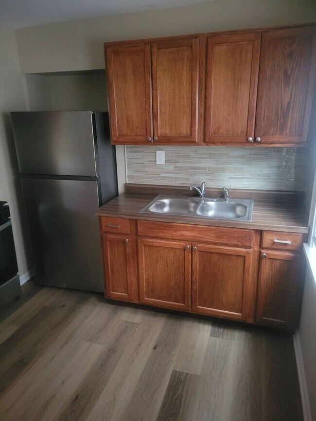 Building Photo - 3035N10thStM