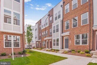 Building Photo - 3154 Nina Clarke Dr