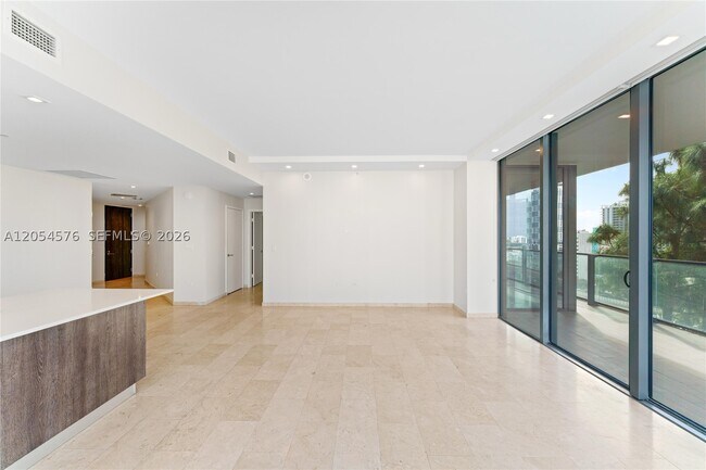 Foto del edificio - 88 SW 7th St