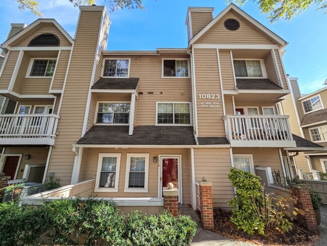Photo - Stunning 2br/2bth condo in North Bethesda,...